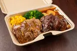 濃厚醤油だれハーフ＆ハーフ弁当(カルビ75g＆ハラミ75g)（キッチン バラティエ 武蔵小山店）