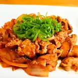 豚キムチ炒め（居酒屋 カメチュウ）