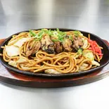 牡蠣焼きそば（お好み焼き 鉄板焼 満まん）