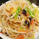 自家製野菜たっぷり硬い焼きそば（龍海閣）