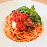 モッツァレラチーズとバジルのトマトパスタ（Cafe Dining MIYOSHI）