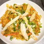 エグチョミンEGG CHOWMIN（インドネパールカレーエベレスト）