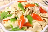 ピーマンと干し豆腐炒め（香南厨房）