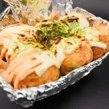 大盛りチーズのせたこ焼き16個 Takoyaki with Cheese 16 Pieces(【ふわとろたこ焼き】あずまや西横浜店)