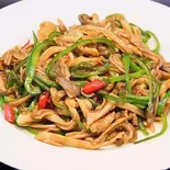 豚ハチノスと唐辛子炒め（聚楽飯店）