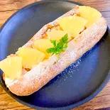 【夏季限定】パイナップルとココナッツ（パンとスープ。Cafe Karanos[カラノス]）
