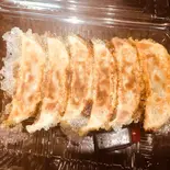 焼き餃子(煎餃子)(鶏白湯ラーメン らくらく亭)