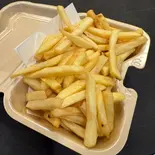フライドポテト（多国籍料理居酒屋なんでやねん）