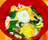 人気2番!ポパ玉丼(餃子工房ちびすけ 十三店)