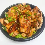 スタミナ系チャーシュー＆唐揚げ丼(焼き豚3枚・唐揚げ2個・野菜 60g・（ケバブ Rain【立川店】）