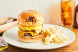 ダブルチーズバーガー（Wagyu to Worldwide）