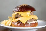 ダブルチーズバーガーセット（ANTIDOTE bar+eats）