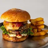 ダブルチーズバーガー（BLACK ROCKS BURGER SHIBUYA）