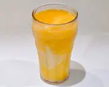 マンゴーラッシー/Mango Lassi（インド料理プルニマ）