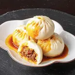 郭さんの火鍋包子(2個入り)Chinese spicy steamed bun (beef)（黒毛和牛すきやき丼 前田 弘明寺店）