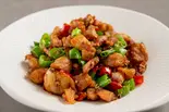 盐都小煎鸡,鶏肉と青唐辛子四川風炒め,Stir-Fried Chicken with Green Chili（麻布十川）