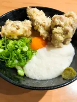 鶏天月見山しょうゆ(温)(自家製さぬきうどんと肉 甚三 神田店)