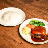 【ライス付】チーズ和牛仕様ハンバーグ(160グラム)（Grill＆bar Areva(ミート高橋)）