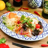 シーフード春雨サラダ Yam Wun Sen Spicy Bean-Starch Ver Miceni Salad（アジアン・コーヒーヌールレストラン）