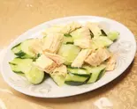 湯葉とキュウリ和え Tofu Skin and Cucumber with Dressing（大梁餃子）