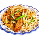 レバニラ炒め（中華料理 無限鴨）