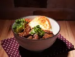 滷大腸飯 (ホルモン丼)（有夏茶房）