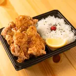 ハニーマスタードからあげ弁当（デカ盛り弁当 はるき 大通店【唐揚げ弁当屋】）