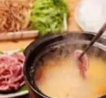 ヤギ鍋 Lau de nhung me（Minh Nhat Quan草加店）