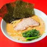 中盛ラーメン（横浜家系ラーメン黄金家 新町店 Yokohamaiekeiramen koganeya）