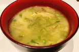 ふわっと香るあおさのお味噌汁（オム卵からあげ丼 火の鳥 天下茶屋店）