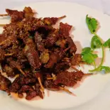 <人気NO.1！>串ラム肉のスパイシーズーラン炒め（馮記 西安刀削麺酒楼）