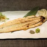 国産うなぎ白焼き(フル)（蕎麦酒場 そばでちょこっと）