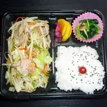 肉野菜炒め弁当（クック・ボヌール）