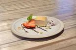 苺のミルクレープ（Fruits cocktail BESTIE）