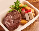 「塊肉ステーキ 黒毛和牛サーロイン 150g」 Japanese black beef sirloin steak (150g)（～フランスで人気の塊肉ステーキの名店～ 肉ビストロ サクレフルール日本橋）
