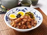 台湾滷肉飯ルーローファン 【新品キャンペーン大盛り無料】(川味苑 (センミエン))