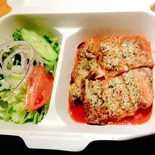 チキンソテー小悪魔風（くすのき亭）