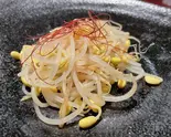 旨！塩だし豆もやしナムル（オム玉唐揚げ丼 鶏爛漫 長居店）