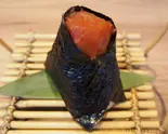 紀州南高梅おにぎり(Plum Rice Ball)（おにぎり屋 おなかすいた。）