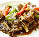 牛肉ときのこの黒胡椒炒め(黑胡椒牛肉) Stir-Fried Beef and Mushroom with Black Pepper(チャイナ厨房 亀戸駅前店)
