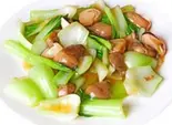 フクロタケと青梗菜炒め(草菇青菜)（香郷源）
