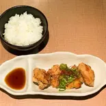 〜柚子醤油で食べる〜鶏の唐揚げライスセット（だしが命の塩らーめんぎょぎょぎょ尼崎店）