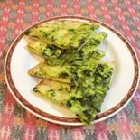 ほうれん草チーズナン・HorensoCheesenan(モナル)