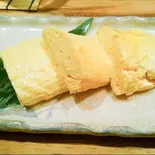 【menu限定】だし巻き卵（おおばやし）
