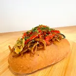 人気No.2！焼きそばドック（高級惣菜パン 田中惣菜店）