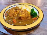 オムカレー（喫茶 ポノキオ）