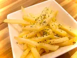 【当店人気No.5】トリュフ香るフライドポテト [Popular No.5] French fries with truffle scent（ハチョボリーノすずらん通り店）