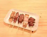 串盛り合わせ(5本)※本数のグレードアップには追加料金がかかります。（やきとん魂）