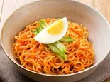 ビビン麺(赤)目玉焼き付き（オンマのご飯）