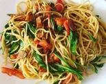 チキンチョウミン Chicken Chow Mein（アナレストランアンドバー）